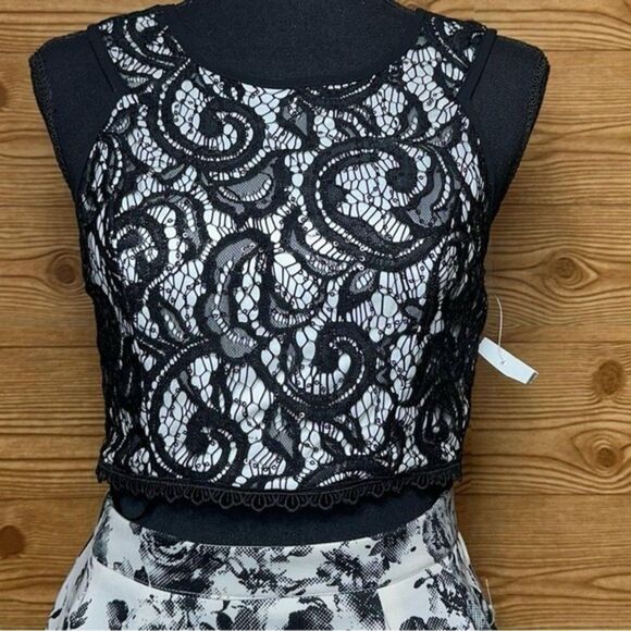 BCX - Picture 2 of 2